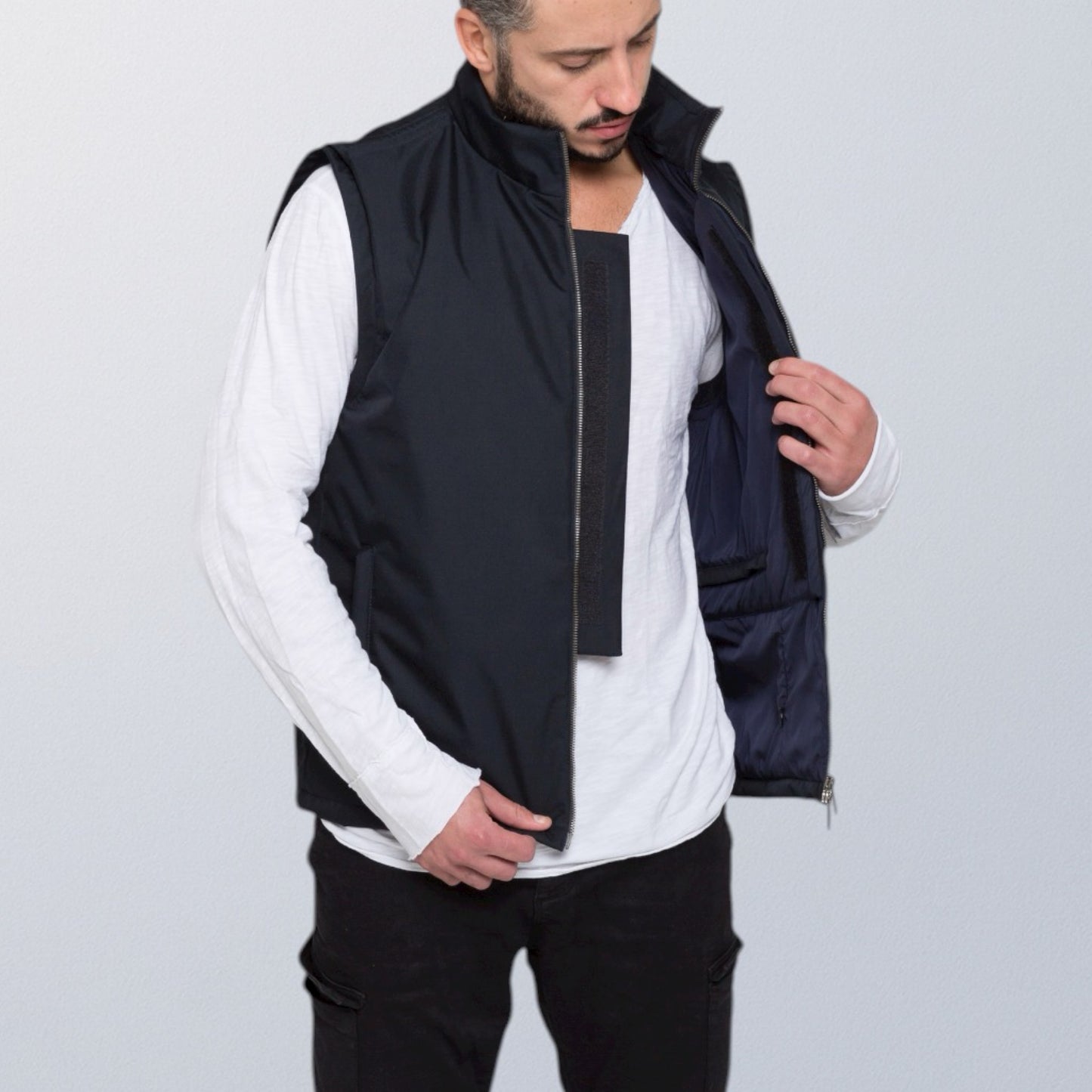 Veste anti couteau et pare-balles V007 : la protection personnelle haut de gamme par VEST PARIS