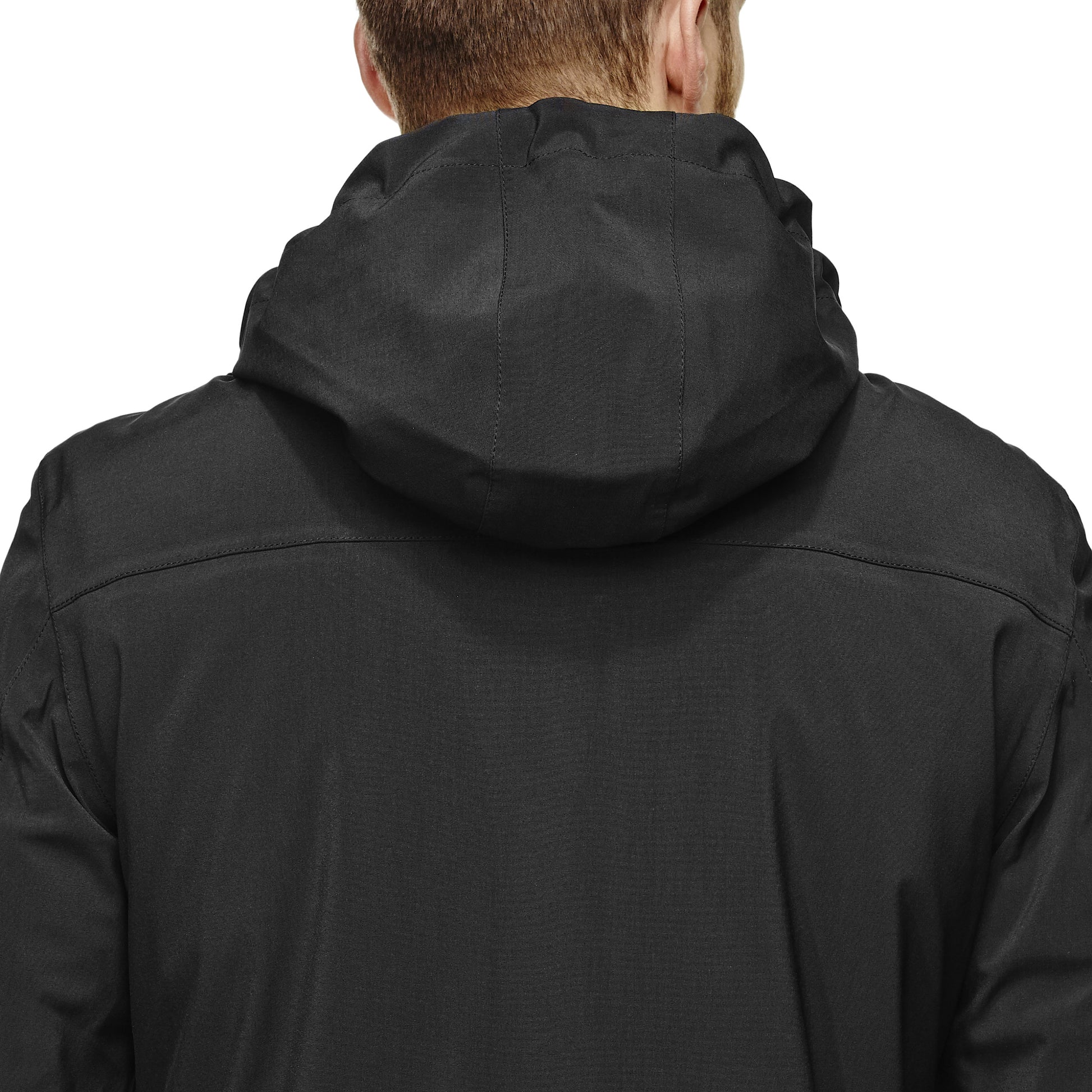 Vue de dos du blouson technique moto noir