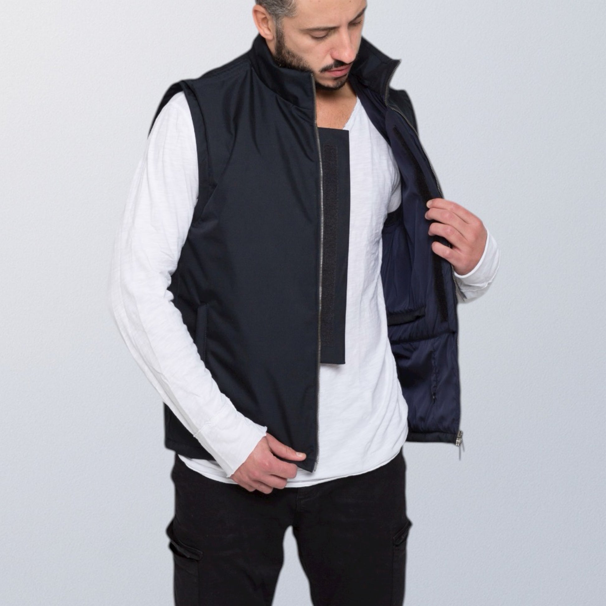 Veste anti couteau et pare-balles V007 : la protection personnelle haut de gamme par VEST PARIS