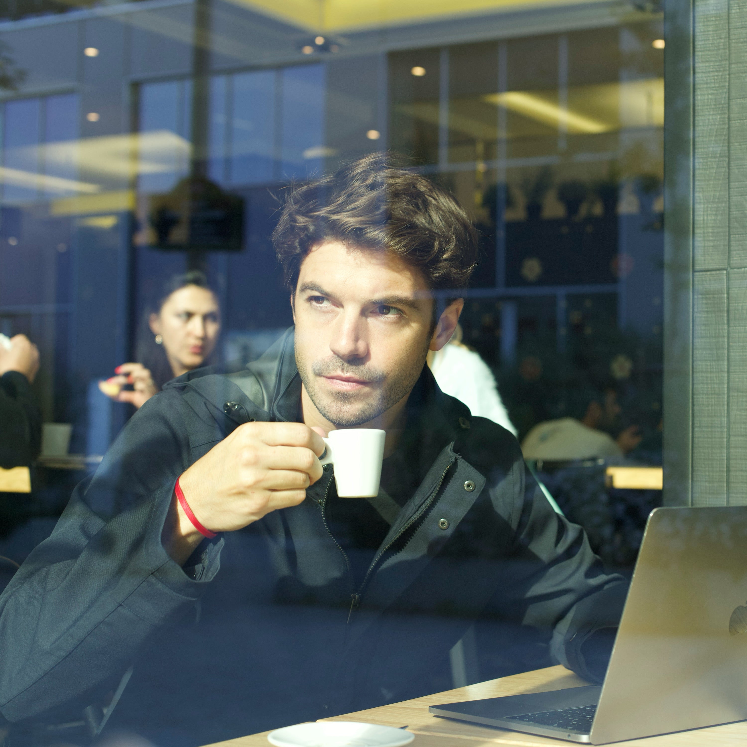 histoire de VEST PARIS, marque Française de vestes de protection moto et de vestes pare-balles haut de gamme homologuées CE 