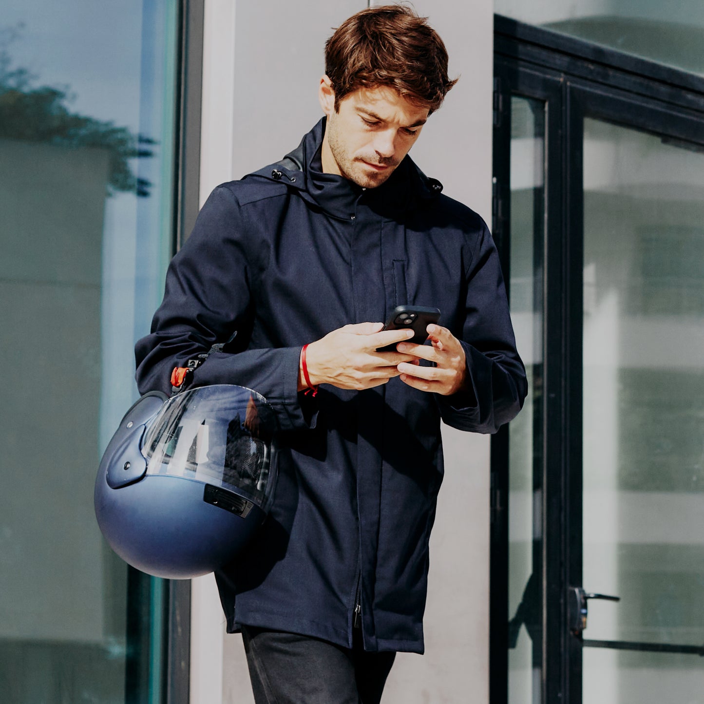 Parka moto imperméable chaude et élégante pour porter avec un costume haut de gamme V2 VEST PARIS