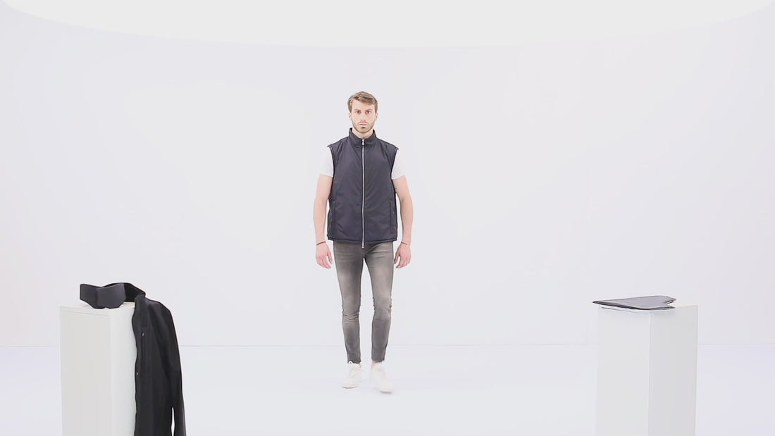 lightweight, discreet IIIA bulletproof and knifeproof vest