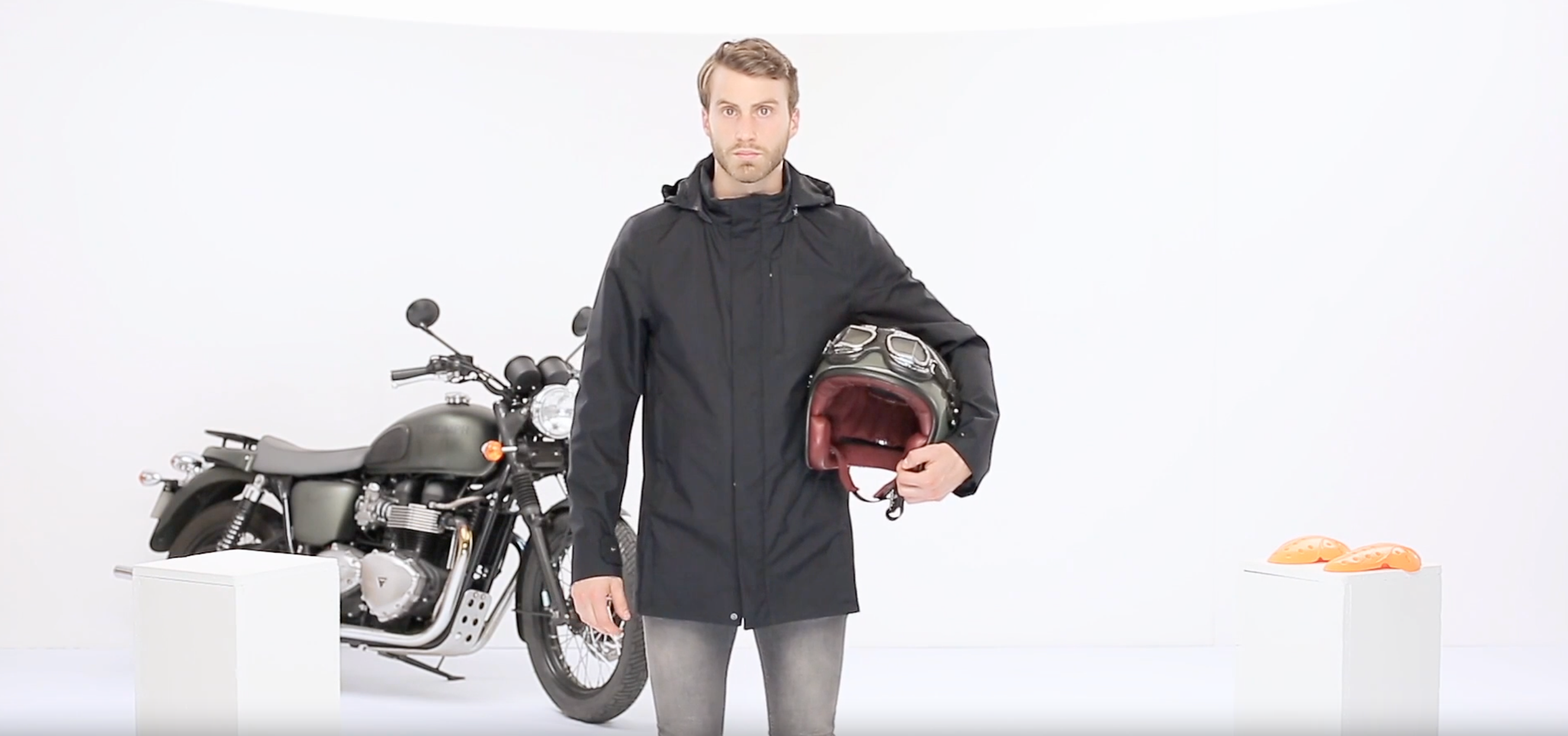 Charger la vidéo : parka moto imperméable haut de gamme homme V2 VEST PARIS 
