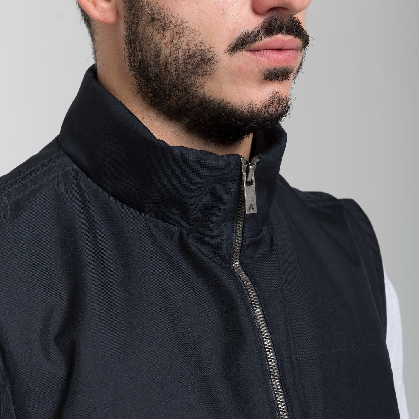 protection pare-balles et anti-couteau pour particuliers, veste anti agression V007 de VEST PARIS